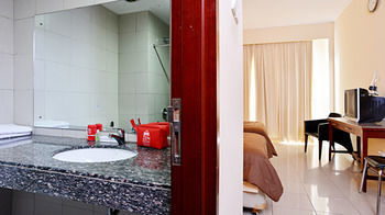 Zen Rooms Cipayung Km 71 Megamendung ภายนอก รูปภาพ